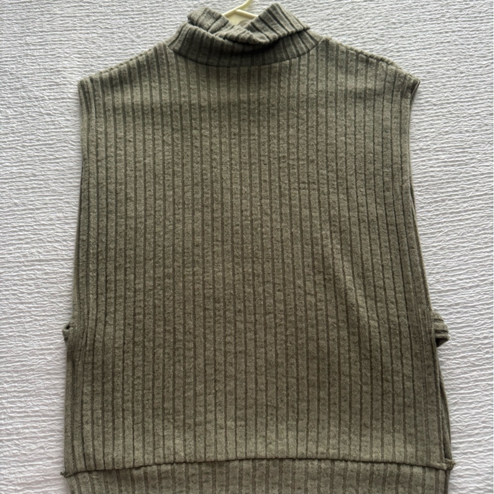 SHEIN Ribbed Sleeveless Mock Neck Top in Taupe